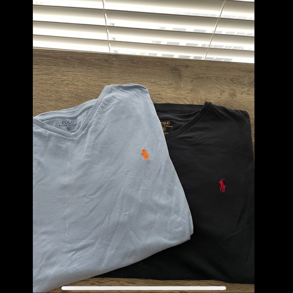 V-neck Polo XL shirts